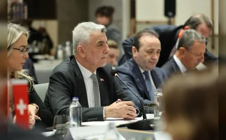 Ticaret Bakanı Ömer Bolat: “Türkiye–İsviçre Ekonomik İlişkilerini Yeni Ortaklıklar ve Güçlü Yatırımlarla Derinleştiriyoruz”