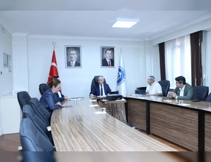 KİÜ, BİLSEK ve Ahilik Hareketi gençlerin gelişimi için eğitim iş birliği protokolü imzaladı