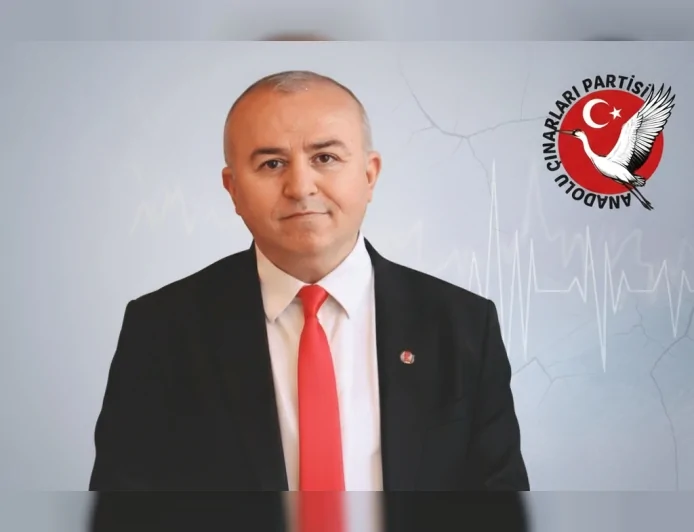 Anadolu Çınarları Partisi Genel Başkanı Hüseyin Akın: “İnşaat sektörünü depreme duyarlı olmaya çağırıyorum”