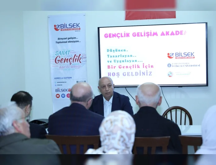 Gençlik Gelişim Akademisi, Prof. Dr. İsmail Bakan’ın “Türkiye Yüzyılı ve Gençlik” Söyleşisiyle Üçüncü Dönemine Başladı