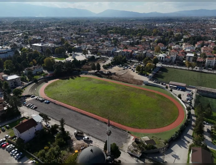 Düzce Belediyesi Eski Stadyum Alanında Millet Bahçesi-2 Projesine Başladı: 52 Dönümlük Yeni Sosyal Yaşam Alanı Oluşturuluyor