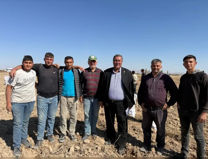 CHP’li Ömer Fethi Gürer: “Üreten kazanamıyor, sistem çiftçiyi bitiriyor”