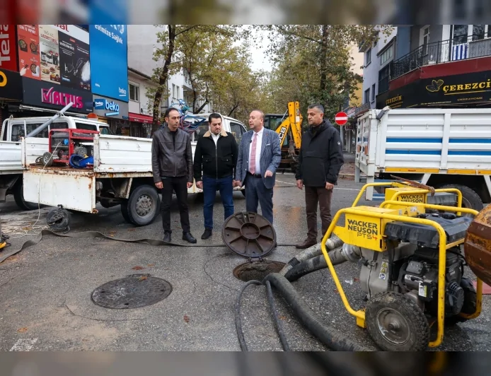 Özkan Yalım: “Su Kıtlığı Yaşadığımız Bu Dönemde Kaçaklara Asla İzin Vermeyiz”