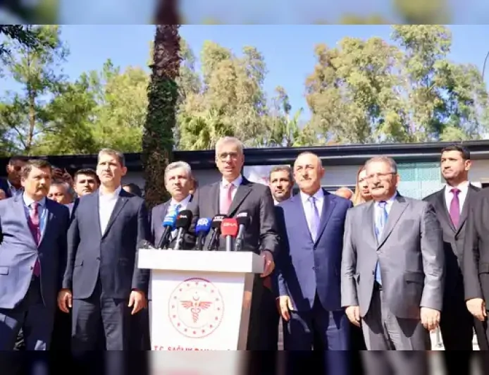 Sağlık Bakanı Prof. Dr. Kemal Memişoğlu Antalya’da Sağlık Yatırımlarını İnceledi: “Aile Hekimliklerine Kurumsal Kimlik Kazandırıyoruz”