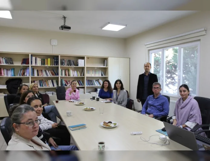 Ege Üniversitesi’nde “Postmortem Toksikoloji” Analizlerinde Karşılaşılan Zorluklar ve Kritik Noktalar Tartışıldı