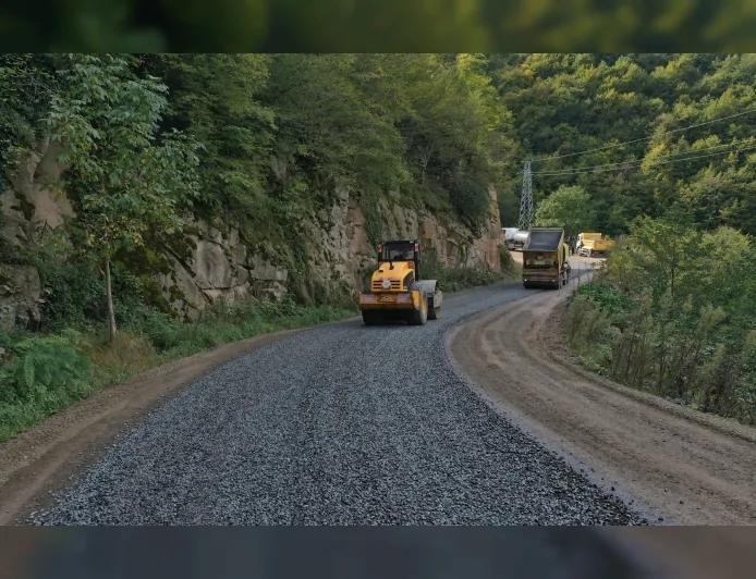 Ulubey’de Yılların Özlemi Gerçek Oluyor: Uzunmahmut-Ören Grup Yolu Asfalt Konforuna Kavuşuyor