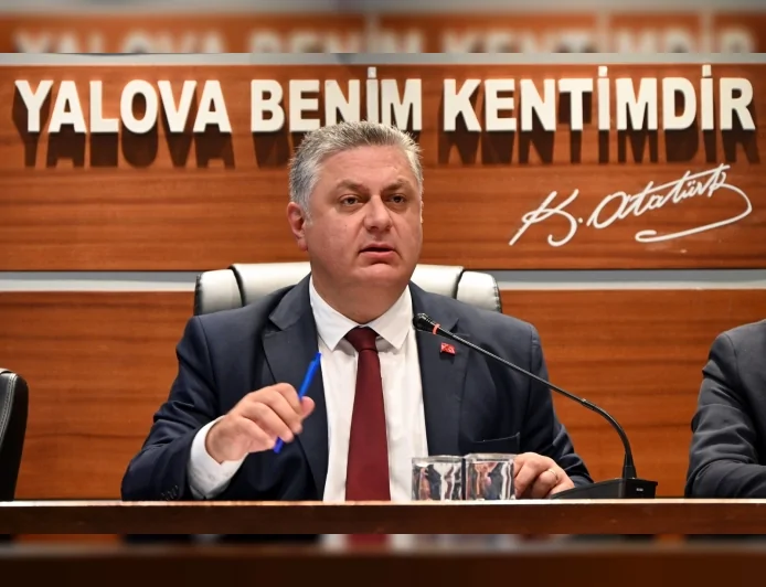 Yalova Belediye Başkanı Mehmet Gürel: “Cumhuriyet, Geleceğe Umutla Bakan Türkiye’nin Teminatıdır”