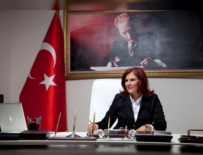 Başkan Özlem Çerçioğlu: “Cumhuriyetimizin 102. Yıl Dönümünü Büyük Bir Gurur ve Coşkuyla Kutluyoruz”