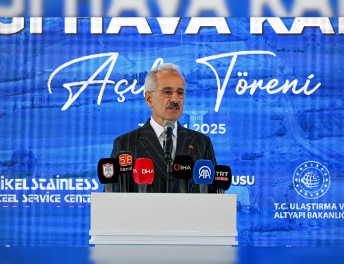 Ulaştırma ve Altyapı Bakanı Abdulkadir Uraloğlu: “Divriği Hava Kampüsü ile Türkiye’deki hava kampüsü sayısını 14’e çıkardık”