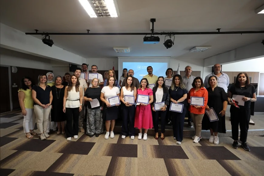 Yenimahalle’de belediye personeline sağlık okuryazarlığı için SAHA Elçileri Akademi Eğitimi