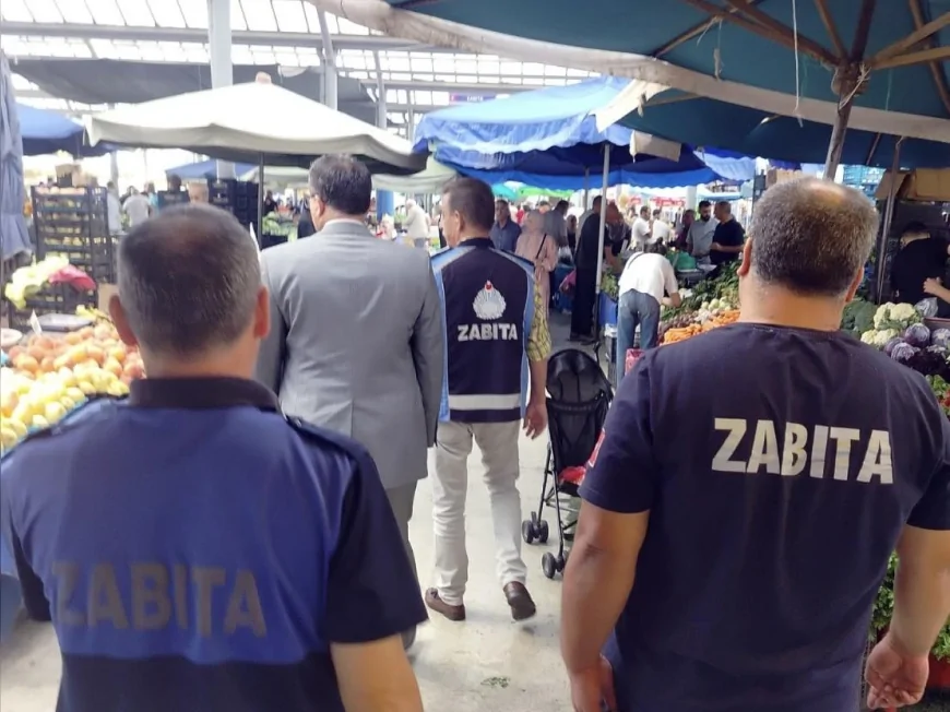 Yalova Belediyesi pazar yerinde fatura ve belge denetimi yaptı, belgesiz satışa izin verilmeyecek