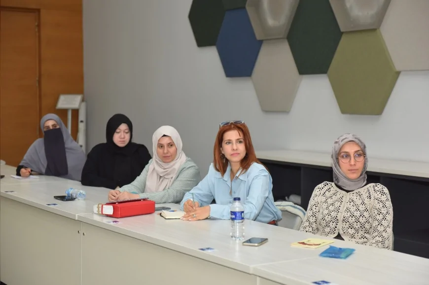 Bursa Yıldırım’da Yazı Atölyesi Başladı: 8 Hafta Sürecek Eğitim Programı