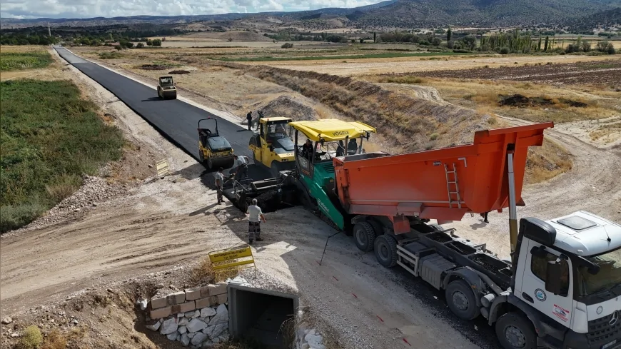 Eskişehir Mihalıççık’ta kırsal yol ağı genişletiliyor, 5 kilometrelik asfalt kaplama tamamlanıyor