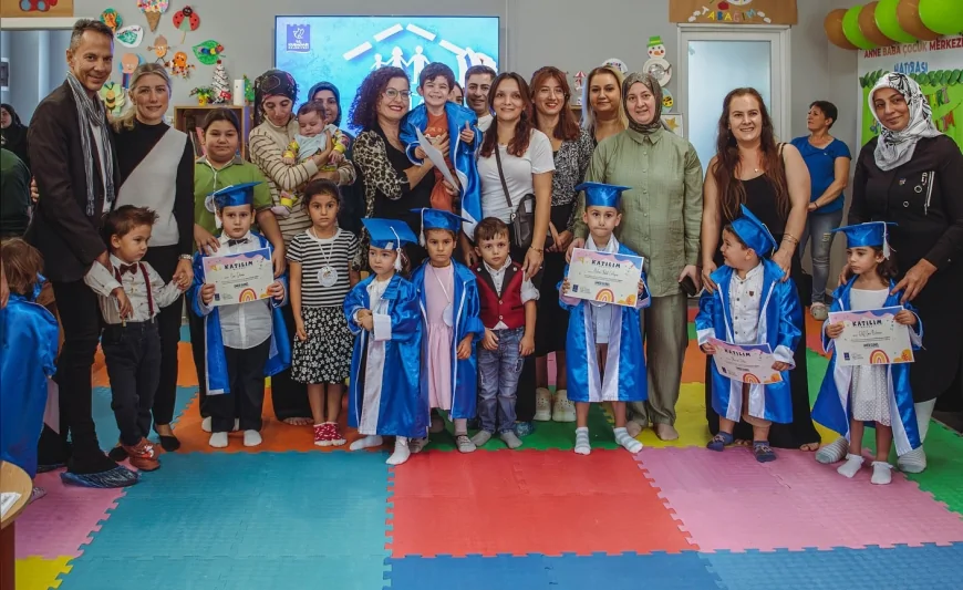 Kuşadası’nda Anne Baba Çocuk Merkezi’nde 28’inci mezuniyet töreni düzenlendi