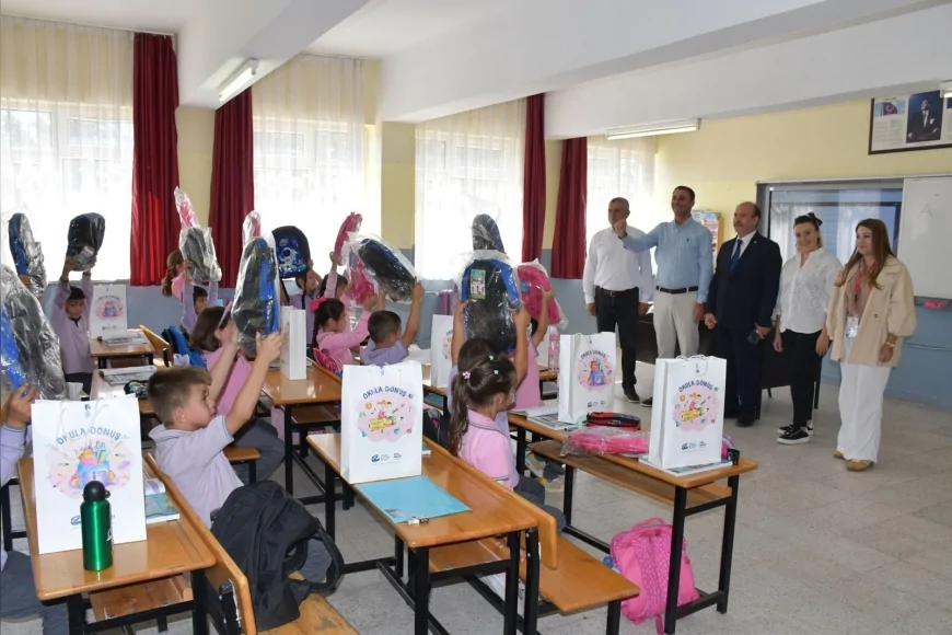 Eskişehir Büyükşehir Belediyesi 12 kırsal ilçede öğrencilere kırtasiye desteği sağladı