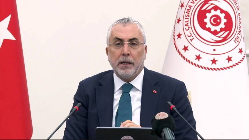 Çalışma Bakanı Vedat Işıkhan: "Kamu Personeli Yönetiminde Sosyal Diyalog ve Yeni Düzenlemeler Masada"