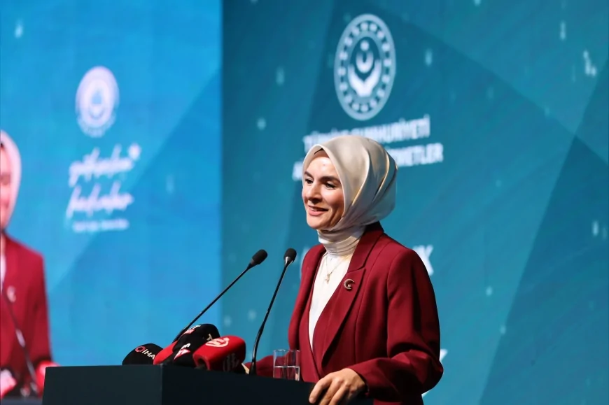 Aile ve Sosyal Hizmetler Bakanı Mahinur Özdemir Göktaş: "Kadın girişimcilerimizin hayallerini gerçeğe dönüştürmelerini sağlayacak programı başlattık"