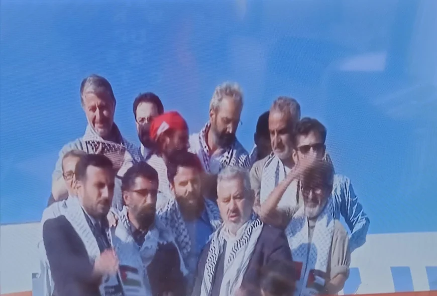 İsrail’in alıkoyduğu Küresel Sumud Filosu aktivistleri Türkiye’ye getirildi