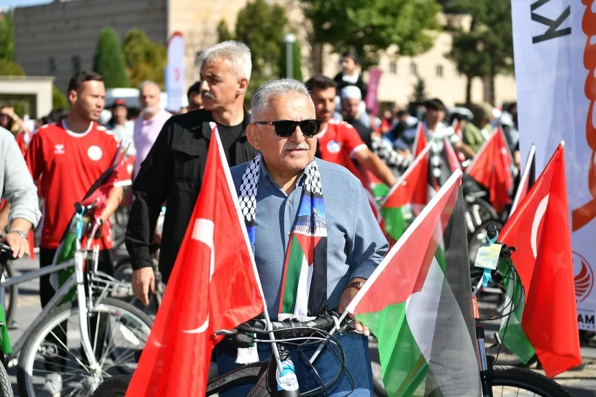 Başkan Memduh Büyükkılıç: "Kayseri’den Filistin’e Sesimizi Pedallayarak Duyuruyoruz"