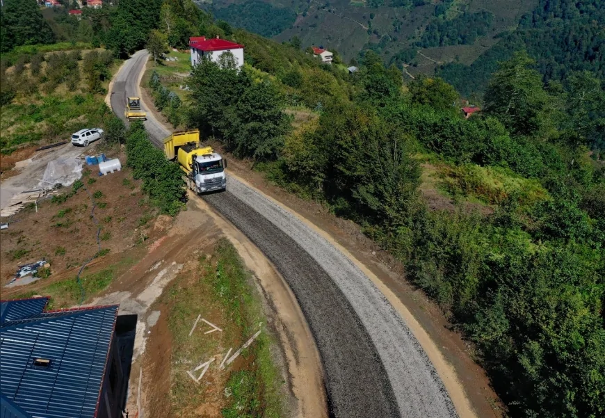 Gürgentepe’de Hasancık-Tuzla Yolu Asfaltla Yenilendi: Vatandaşların Yıllardır Beklediği Çalışma Tamamlandı