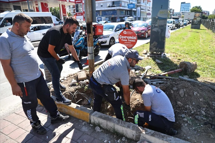 Antalya Büyükşehir kent içi ulaşımı güçlendiriyor: Sinyalizasyon altyapısı tamamen yenileniyor