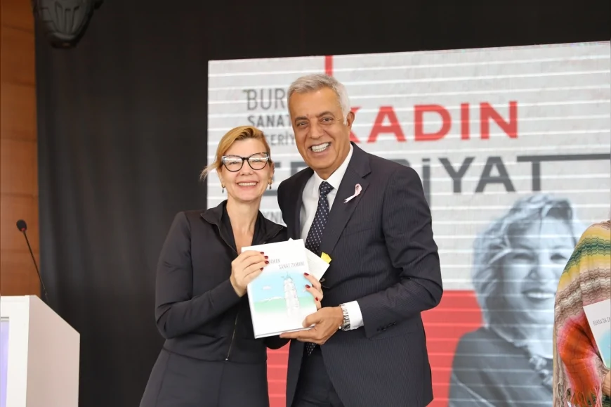 Bursa’da edebiyat kadın gözünden konuşuldu: “Kadınların kaleminden doğan hikâyeler toplumu dönüştürüyor”