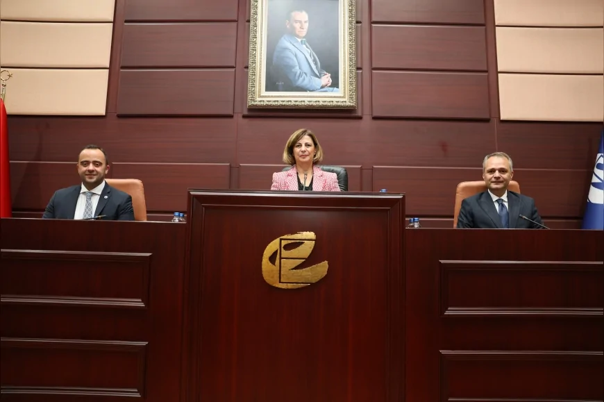 İÇGİAF Başkanı Hayrettin Arda Yurtsever: “Genç beyinleri girişimciliğe teşvik etmek ortak hedefimiz”