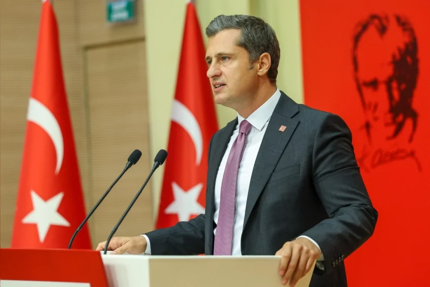 CHP Sözcüsü Deniz Yücel'den MHP'li Semih Yalçın’a sert tepki: “Yolunuz karanlık, üslubunuz mafyatik”