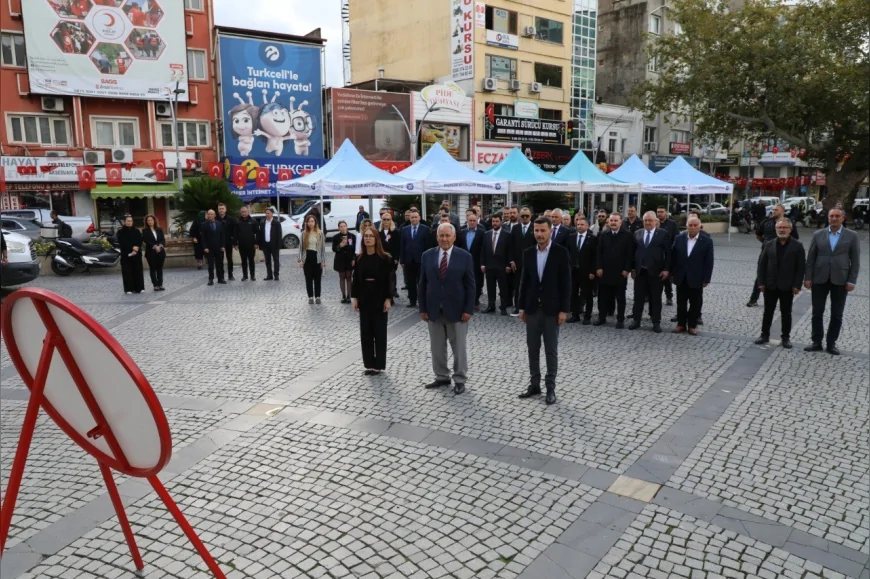 Edremit’te 38. Ahilik Haftası kutlamaları renkli kortej yürüyüşüyle son buldu