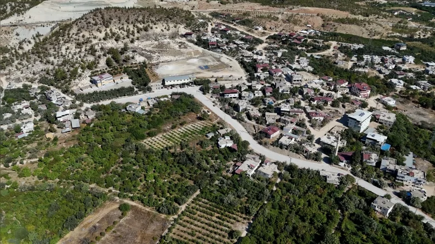 Mersin Büyükşehir, Mut’un Üretim Bölgelerinde Ulaşımı Güçlendirdi: Barabanlı-Fakırca ve Hacıahmetli-Narlı-Pamuklu Grup Yolları Yenilendi