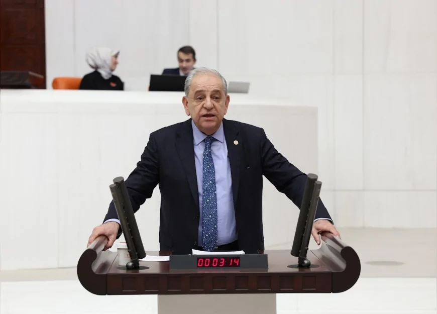 CHP’li Rıfat Nalbantoğlu: “Sanki savaştayız, son 5 yılda 10 binin üzerinde işçi öldü”