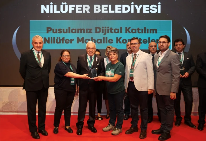 Nilüfer Belediyesi’nin dijital katılım projesine Türkiye Sağlıklı Kentler Birliği’nden “Akıllı Şehir” ödülü