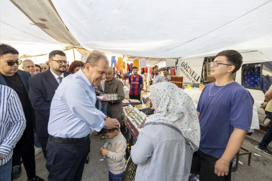 Vahap Seçer: “Türkiye’nin asıl tablosu yoksulluk; iktidarın bize gösterdiği fotoğraflar değil”