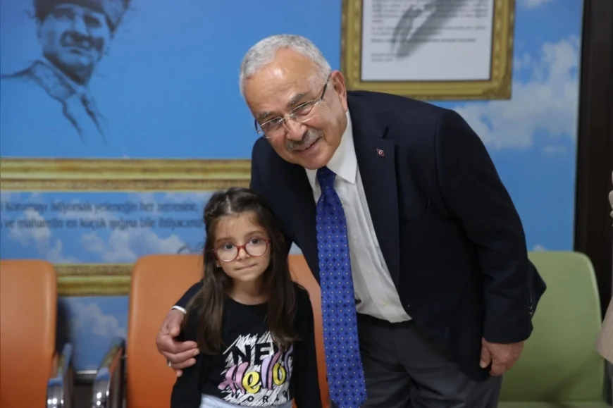 Dr. Mehmet Hilmi Güler: "Bilimle büyüyen gençlik geleceğimizin en büyük güvencesi"
