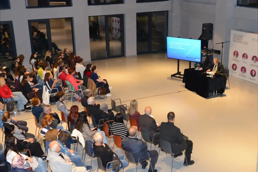 Prof. Dr. Betül Çotuksöken: “Toplumun kadın-erkek eşitliği için değer yargılarından arınması gerekiyor”