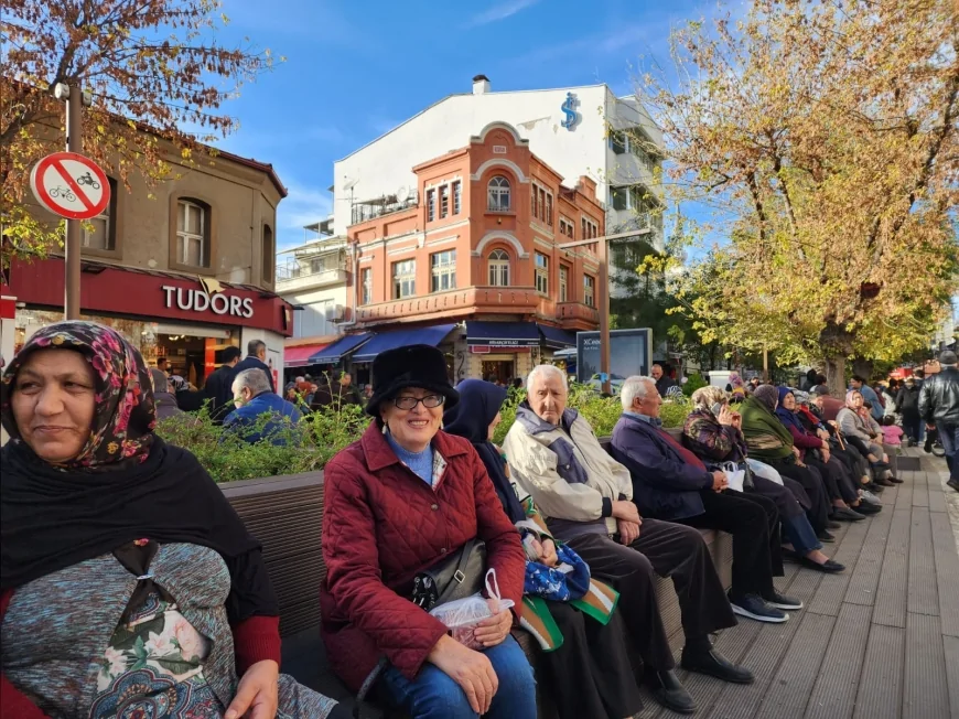 Eskişehir Büyükşehir Belediyesi'nden katılımcı yönetim hamlesi: “İyi Yönetişim Anketi” başlatıldı