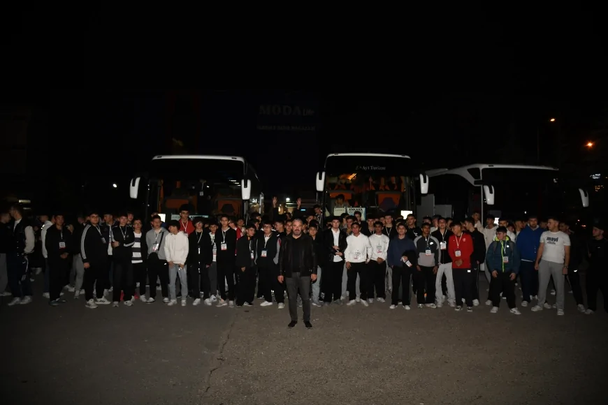 Pursaklar’da Gençlik Kampı Başladı: 15-20 Yaş Arası Gençler Mersin Silifke’de Buluşuyor