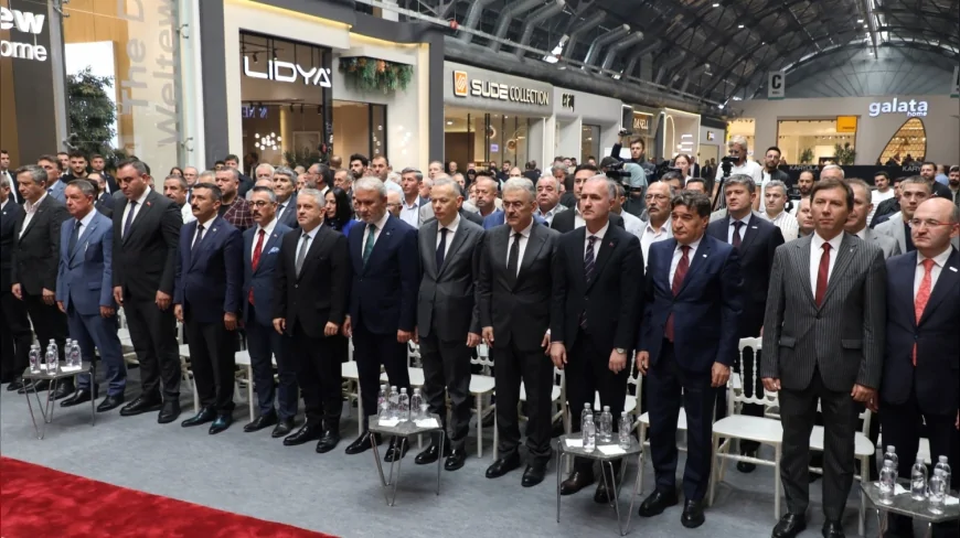 İnegöl’ün üretim gücü MODEF EXPO 2025’te sahneye çıktı: 140 firma yeni trendleri tanıttı