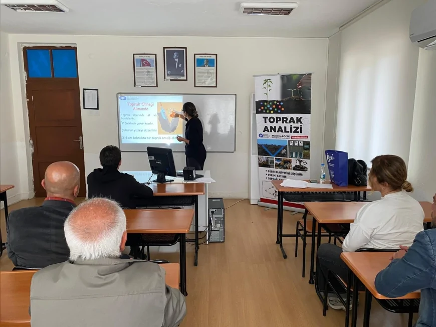 Antalya Büyükşehir Belediyesi'nden çiftçilere yoğun ilgi gören tarımsal eğitimler