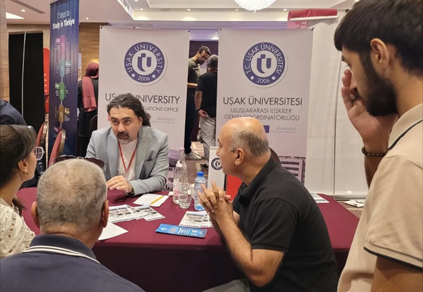 Uşak Üniversitesi Tunus’ta Uluslararası Öğrencilere Türkiye’deki Eğitim Fırsatlarını Tanıttı