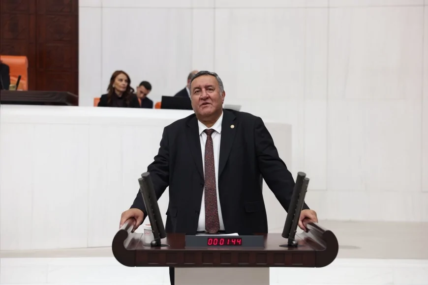 CHP’li Gürer: “Rafta ürün var, cepte alacak para yok”