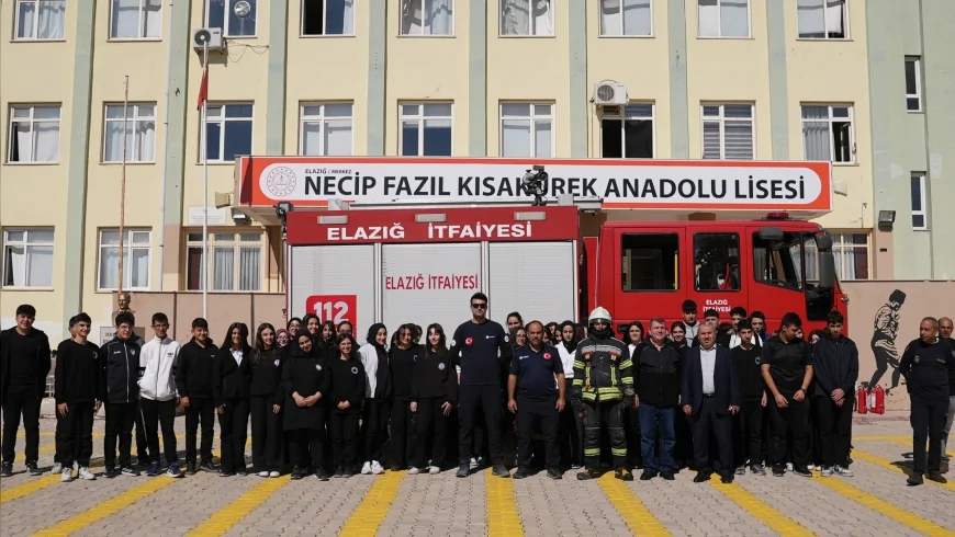 Elazığ İtfaiyesi’nden öğrencilere afet bilinci eğitimi: 232 okulda tatbikat planlandı