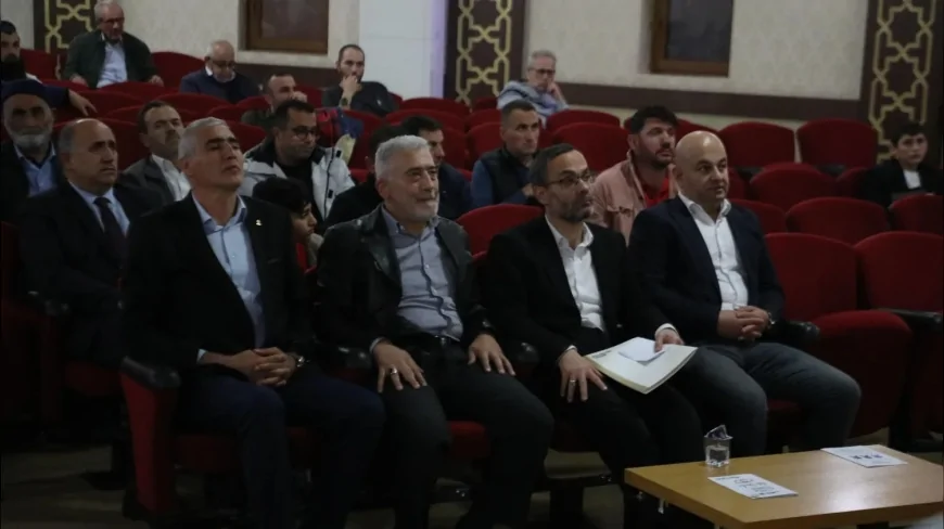 İnegöl’de “Aile Okulu” Seminerleri Başladı: Abdülaziz Yılmaz “Kayıp Nesil; Annesiz Çocuklar, Babasız Evler” Başlığıyla İlk Dersi Verdi