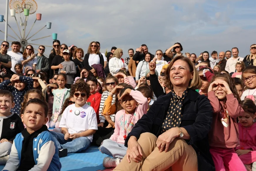“Günümüzden Geleceğe Bilim Yolculuğu” Eskişehir’de Sona Erdi: Ayşe Ünlüce “Bilimin Işığında Emin Adımlarla İlerliyoruz”
