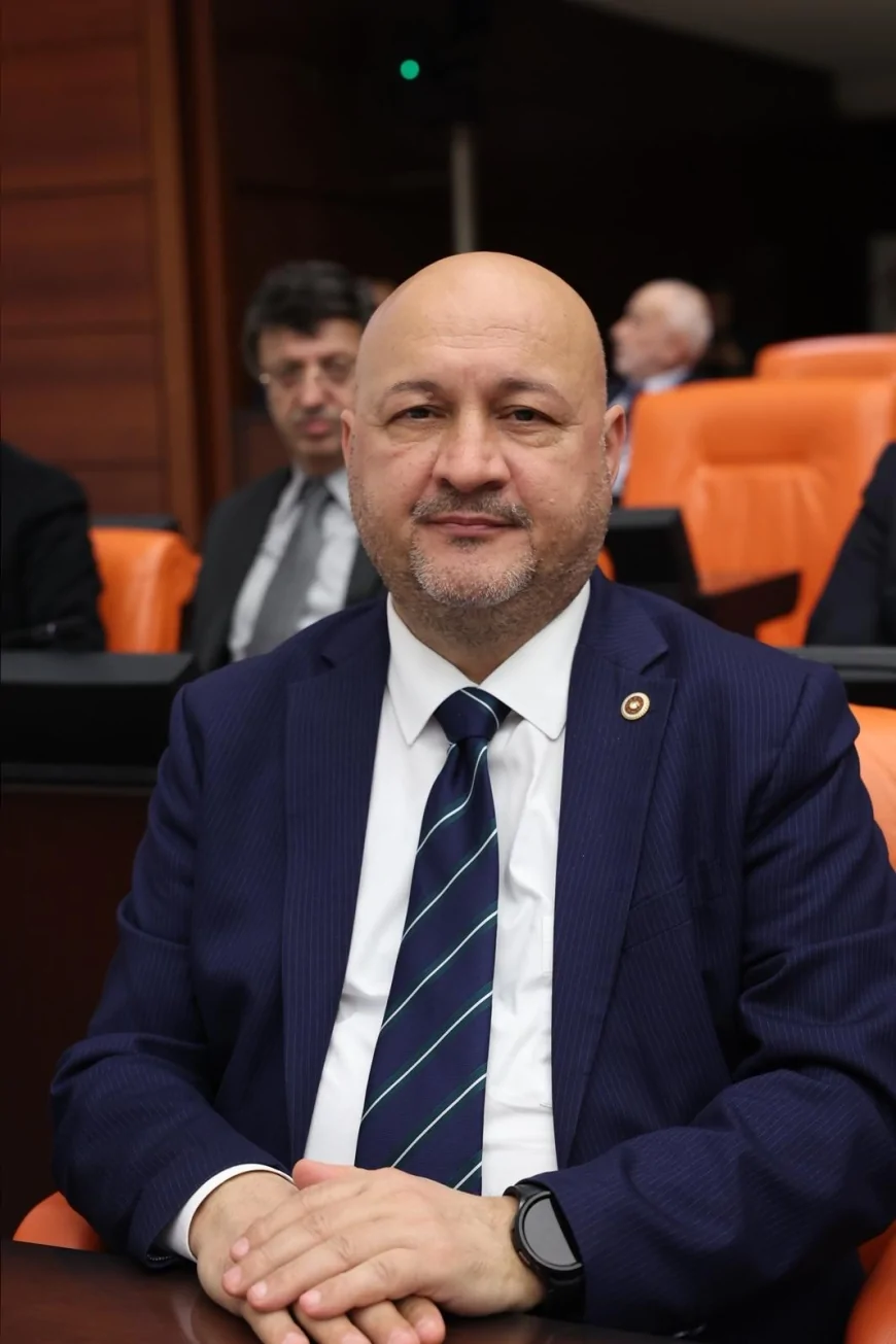 Resul Kurt: “Kıbrıs Türk Halkı Demokratik Olgunluğunu Bir Kez Daha Göstermiştir”