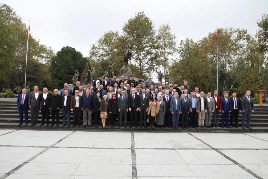 19 Ekim Muhtarlar Günü İnegöl’de Törenle Kutlandı: “Muhtarlar Demokrasinin Temel Taşıdır”