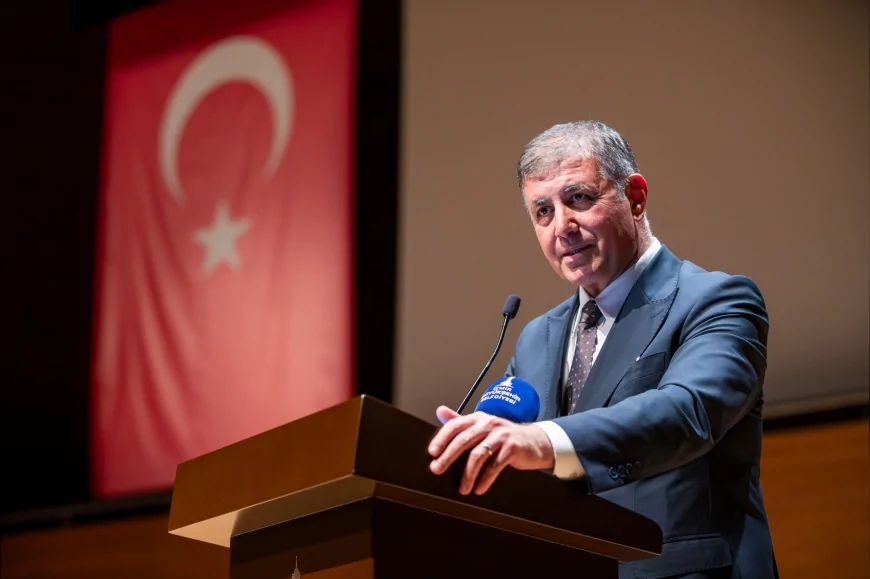 Başkan Tugay: “Kültürün, sanatın, bilimin ve emeğin yanında olmayı sürdüreceğiz”