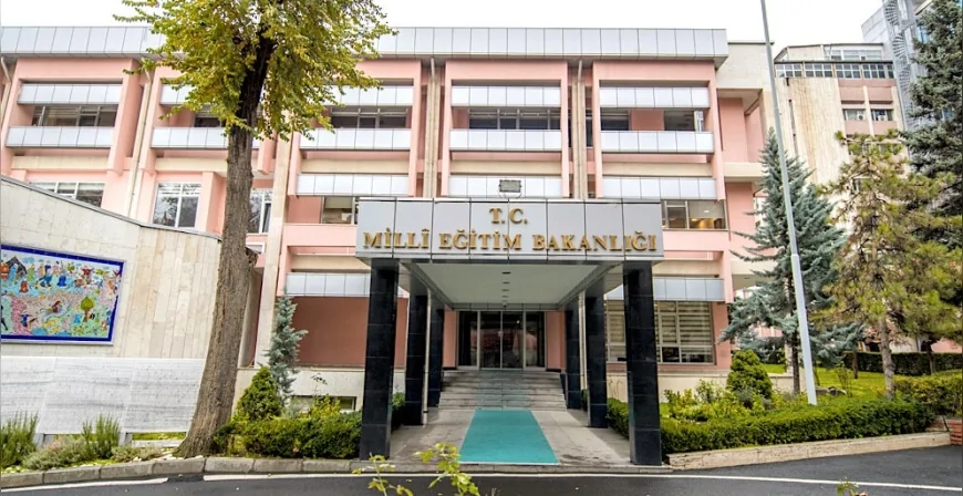 Yapay Zekâ Destekli “MEBİ” Platformunda YKS Tarama Testleri Öğrencilerin Kullanımına Açıldı