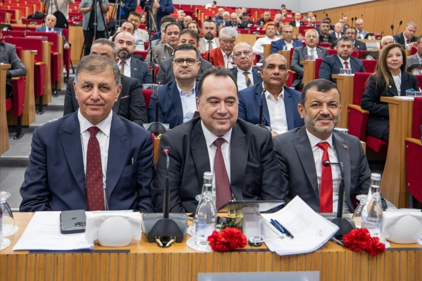 Başkan Cemil Tugay: “İklim Krizinin Geriye Dönüşü Yok, Ege Belediyeleri Öncü Olmalı”