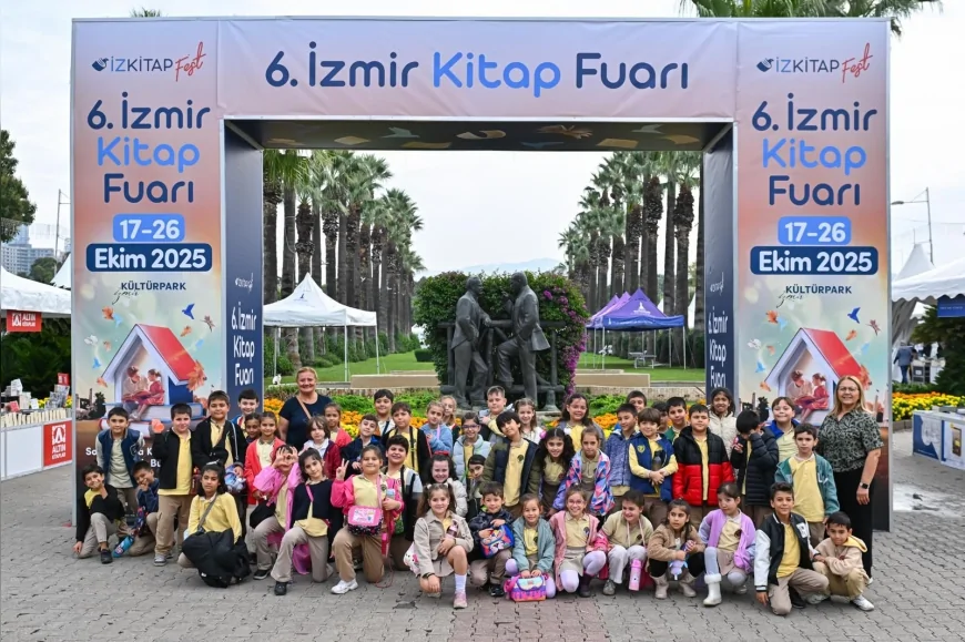 İZKİTAP 6. İZMİR KİTAP FUARI SERGİLERİYLE EDEBİYAT VE SANATI BULUŞTURUYOR